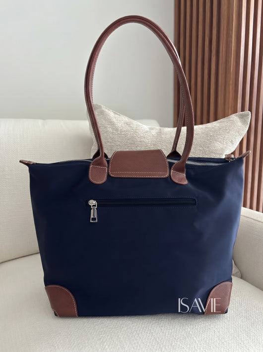 Vera Tote Bag