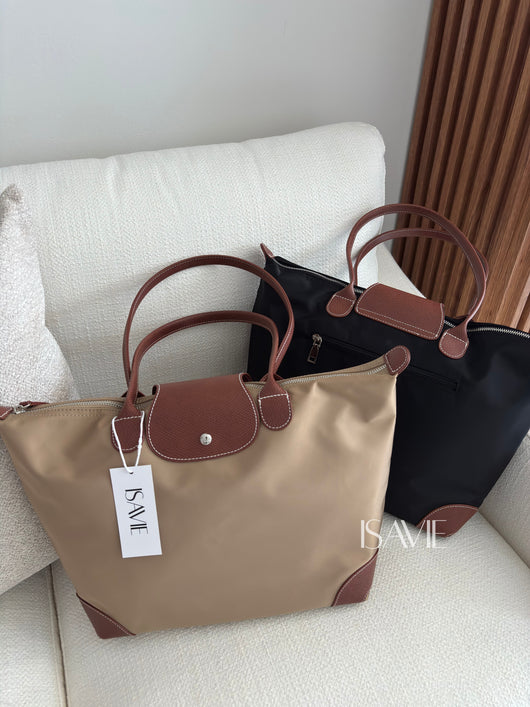 Vera Tote Bag